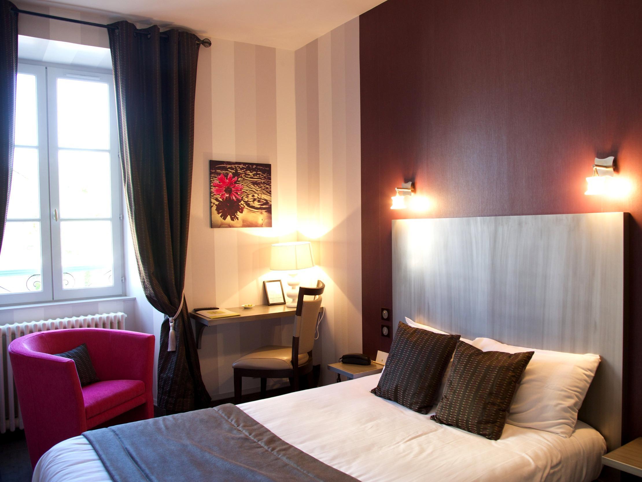 Logis Hotel Restaurant Nougier Saint-Étienne-de-Fursac Εξωτερικό φωτογραφία
