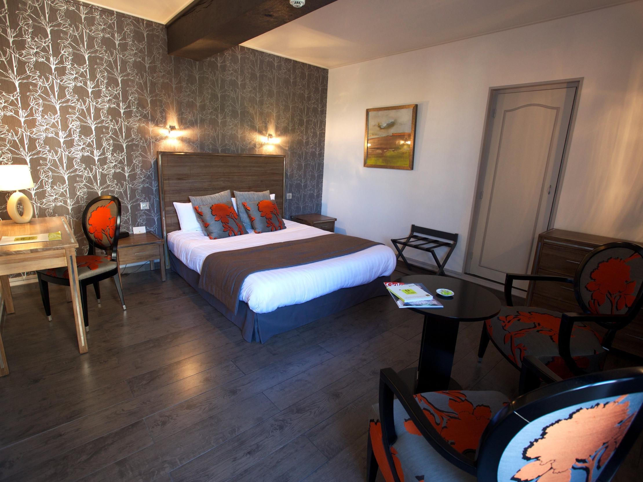 Logis Hotel Restaurant Nougier Saint-Étienne-de-Fursac Εξωτερικό φωτογραφία