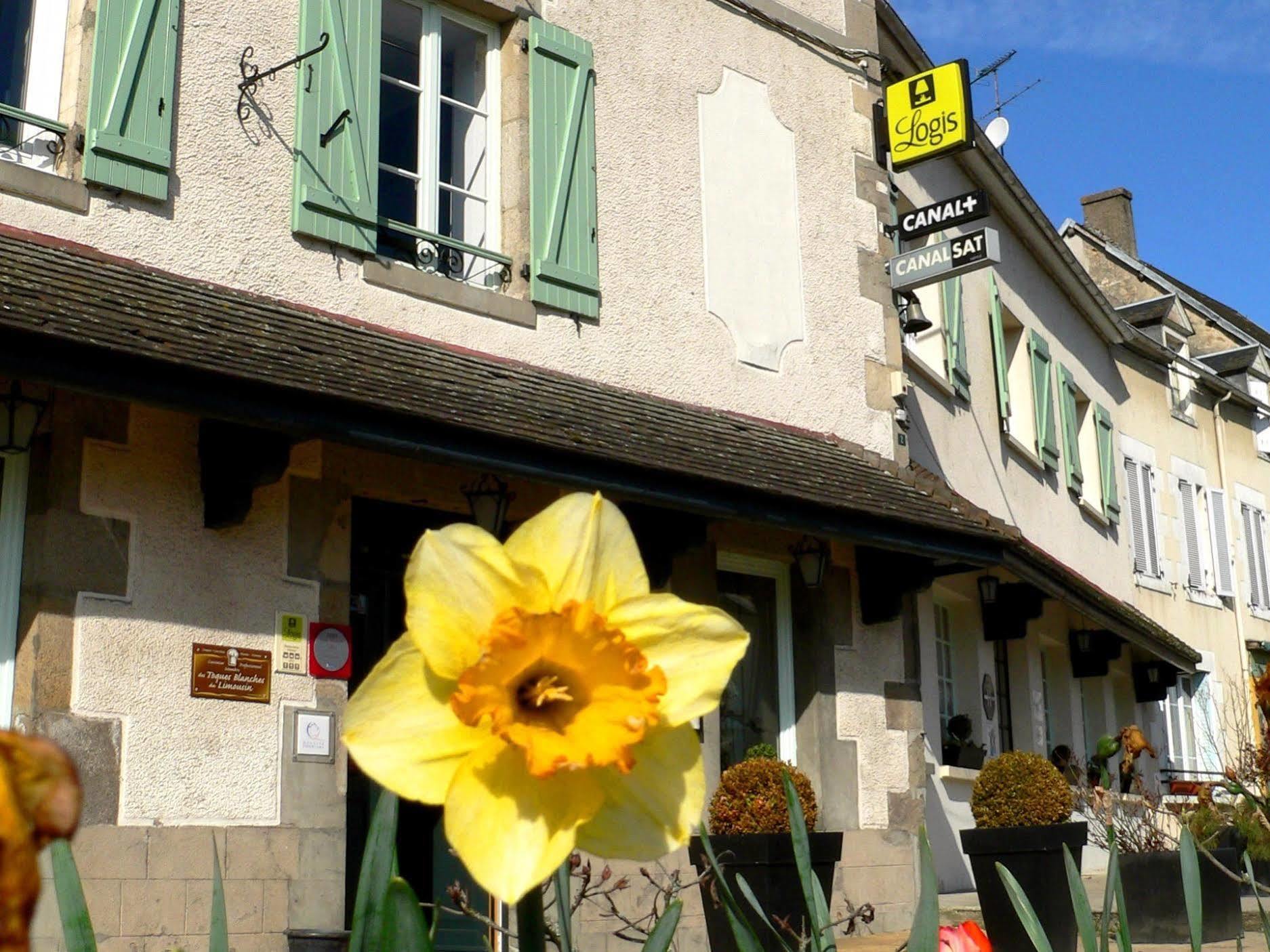 Logis Hotel Restaurant Nougier Saint-Étienne-de-Fursac Εξωτερικό φωτογραφία